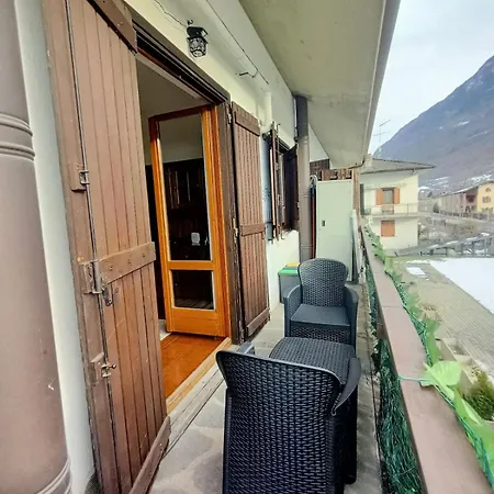 Les Dentelles Bilocale A Charvensod Vicino L'ovovia Di Pila 아파트 *